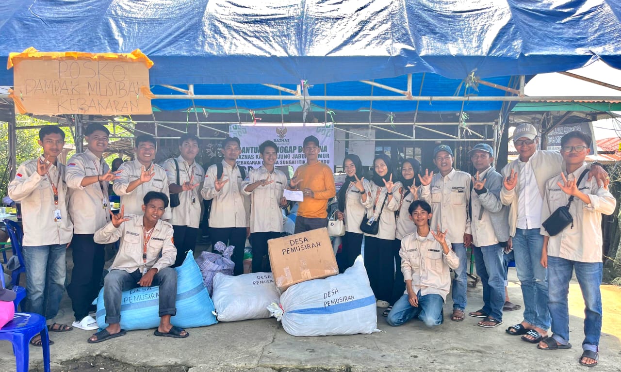 Karang Taruna Desa Pemusiran Salurkan Bantuan Untuk Korban Kebakaran di Sungai Itik