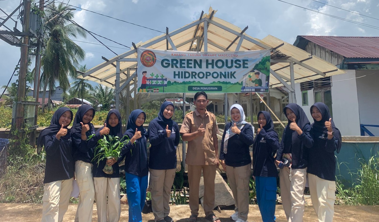 SMK Negeri 2 Tanjung Jabung Timur Jalin Kolaborasi Hidroponik dengan Karang Taruna Desa Pemusiran